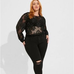 Embroidered Mesh long Sleeve Blouse